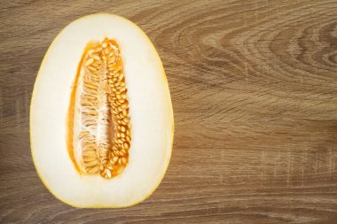 Metin için boş alanı olan sulu kavun üst görünümü