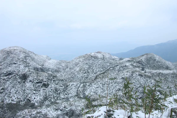 Bela Cena Neve Nas Montanhas — Fotografia de Stock