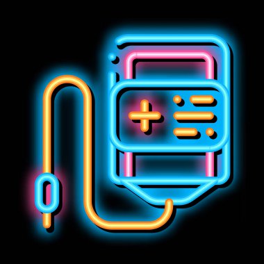 Gönüllüler Şişe Neon Işıltısını Destekliyor