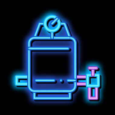 Çoklu Kademe Sistemi Su Tedavisi Neon Parıltısı ikonu illüstrasyonu