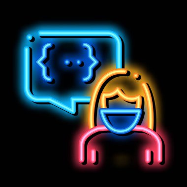 Neon ışıklı kadın illüstrasyonunu protesto eden konuşma