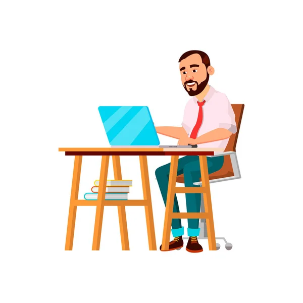 Hombre adulto concentrado en busca de errores en el informe sobre el vector de dibujos animados ordenador — Archivo Imágenes Vectoriales