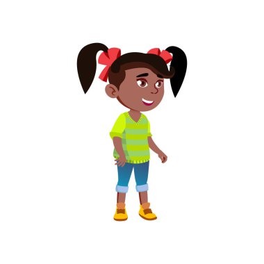 Komik Afrikalı kız ebeveyni ile alışveriş merkezi çizgi film vektöründe yürüyor.