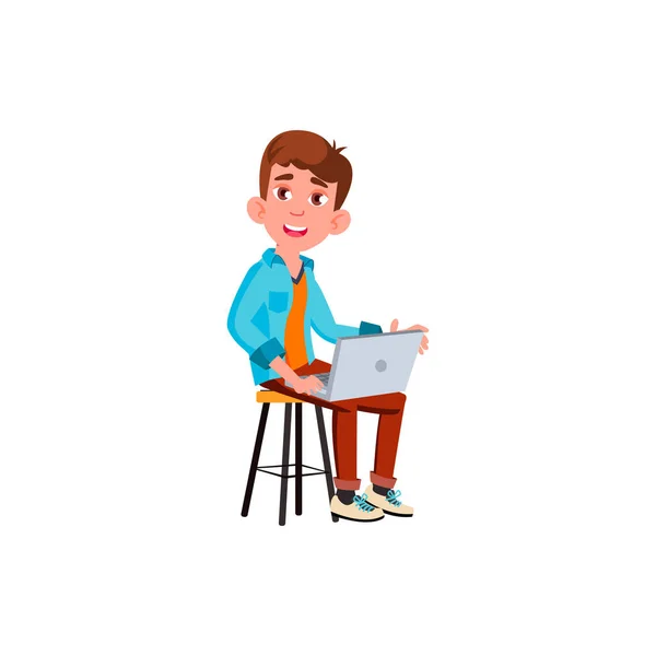 Młody chłopiec nastolatek za pomocą laptopa do komunikacji z przyjaciółmi wektor kreskówek — Wektor stockowy