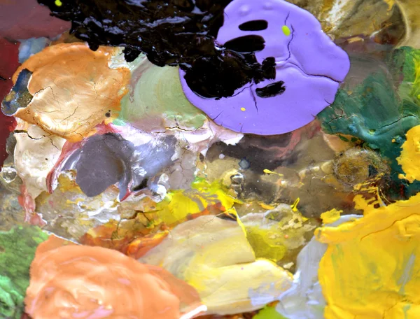 Sanat, palet ve boya fırçası