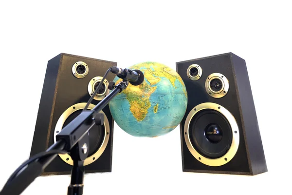 Konser Planet Earth