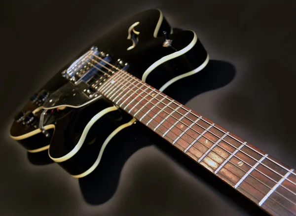 Elektrická kytara poo rocková hudba — Stock fotografie