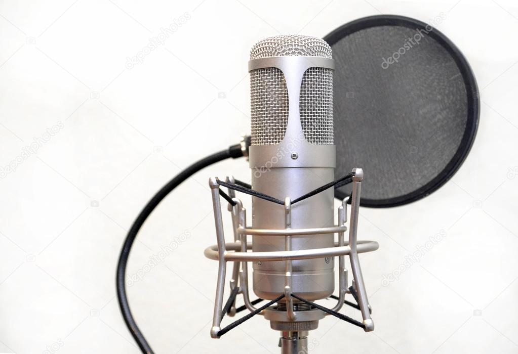 Studio Microphone - Stage