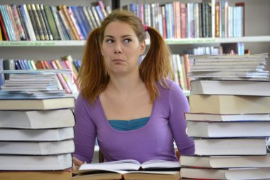 Sanırım onlar bana okuyacak bir şey getirmeyecek