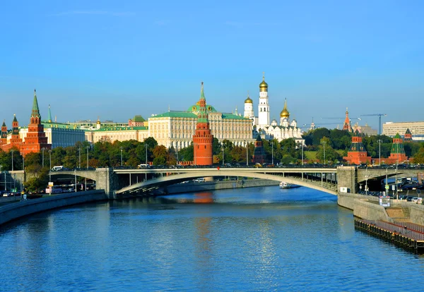 Het Kremlin en de Moskou-rivier. Moskou. Rusland — Stockfoto