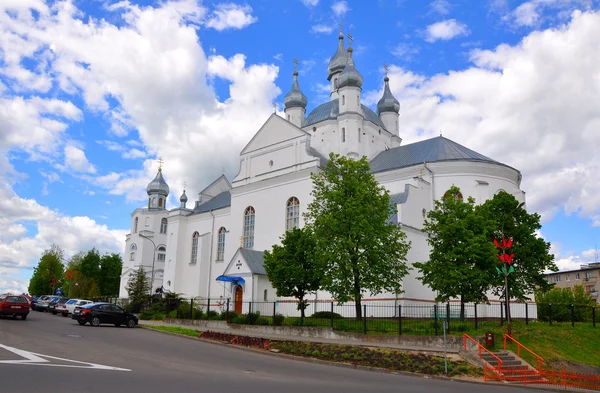 SLONIM, BELARUS - 16 DE MAYO. Catedral de la Transfiguración . —  Fotos de Stock