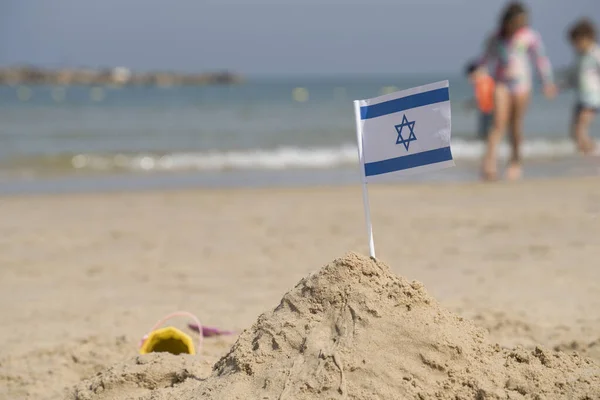 Israelska Flaga Narodowa Szczycie Stosu Piasku Tel Awiwie Izrael Plaża — Zdjęcie stockowe
