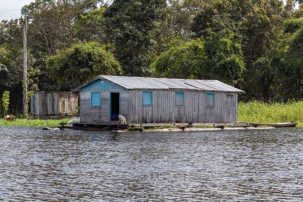 Komunita Řeky Rychlé Čluny Blízkosti Města Manaus Brazilské Amazonii — Stock fotografie