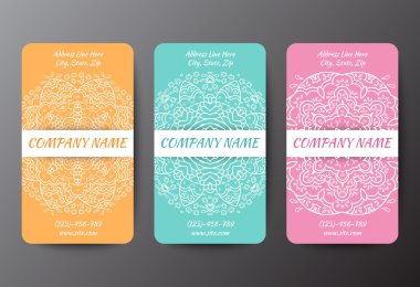 Renkli kartvizit şablonu ile dairesel dekoratif Geometr