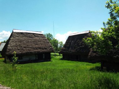 Geleneksel ev ahşaptan yapılmıştır - Romanya Maramures County, Romanya