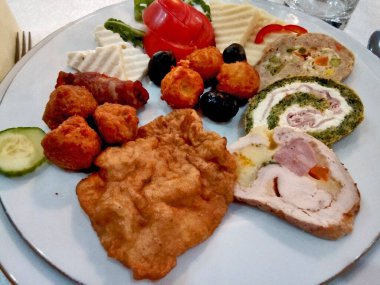 Romanya 'dan geleneksel düğün aperatifi