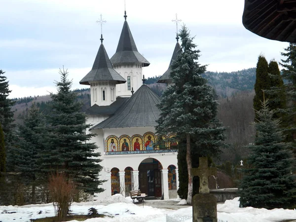 Manastirea Ortodoxa Sihastria Din Neamt Romania — Fotografie, imagine de stoc