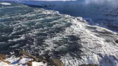 Dağlarda buz ve kar