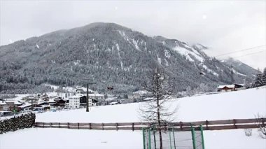 Dağların güzel manzarası