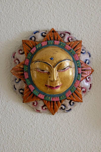 Souvenir sereno, colorato, a forma di sole, Boudhanath, Kathmandu, Nepal — Foto Stock