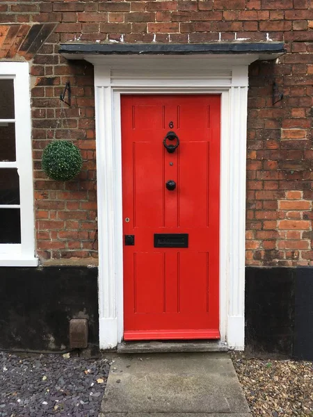 Stylové Červené Dveře Elegantní Cihlový Dům Norwich Norfolk Velká Británie Stock Fotografie