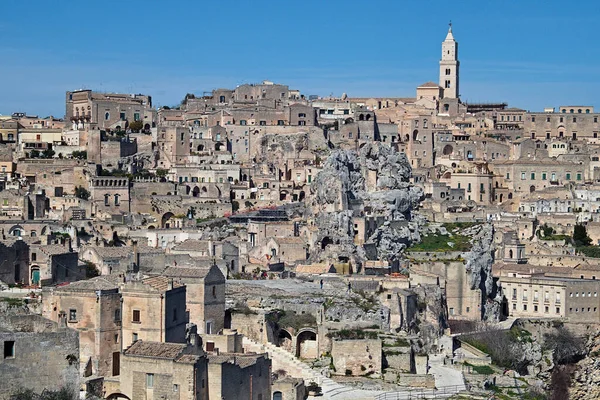Matera, a city to visit, admire, discover. A journey into the past, transported to the alleys and tuff constructions of a Unesco heritage.