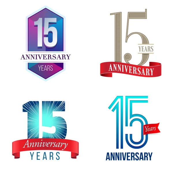 Logotipo de aniversário de 15 anos —  Vetores de Stock