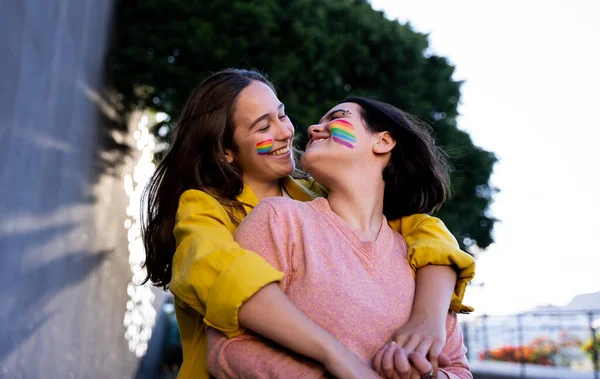 Lesbian Girls Having Fun Painting Themselves Lgtb Flag Pride Daylgtb — Stock Photo, Image