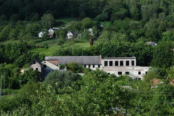 De ruïnes van het oude kasteel — Stockfoto