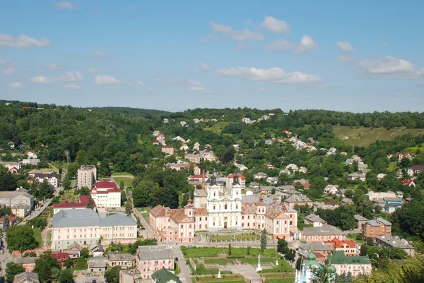 F.d. yezuyitskyy College i Kremenets, nu kyrka Transfiguration — Stockfoto