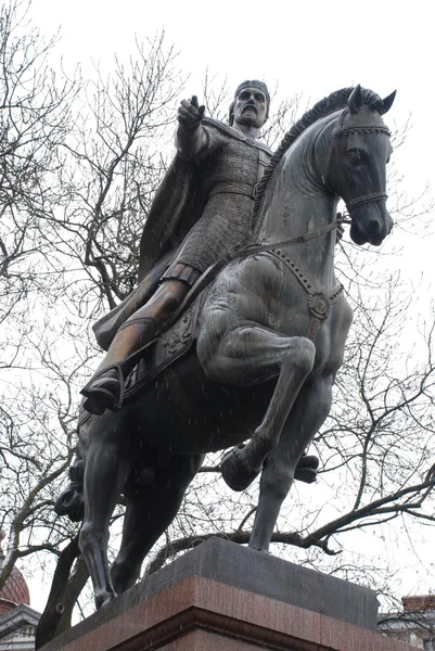 Daniel Galiçyaca anıt Lviv