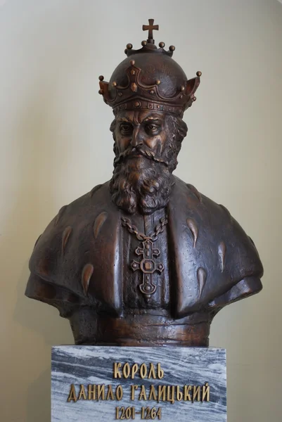 Busto de bronze do rei Danylo Galego — Fotografia de Stock