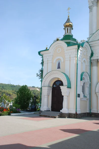 Kirche des hl. Arbeitsplatzes von Potschajiw — Stockfoto