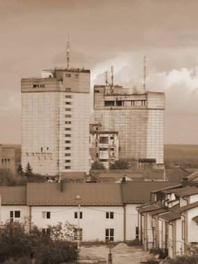 Pencereden şehre olan manzara.          