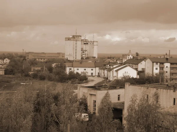 Der Blick Aus Dem Fenster Auf Die Stadt — Stockfoto