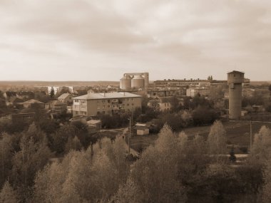 Pencereden şehre olan manzara.          