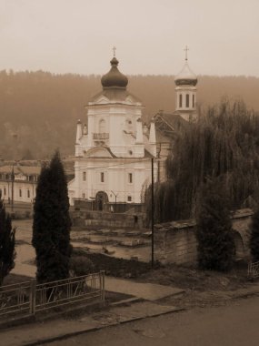  Aziz Niklas Katedrali (Fransisken Manastırı)                                        