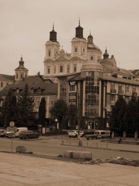    Eski kasabanın tarihi merkezi.                           