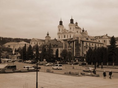 Eski kasabanın tarihi merkezi.                           