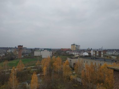 Pencereden şehre olan manzara.                    