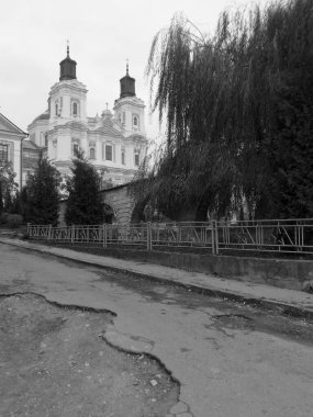 Şekil Değiştirme Katedrali       