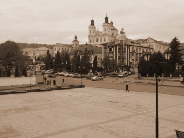  Eski kasabanın tarihi merkezi.                                    