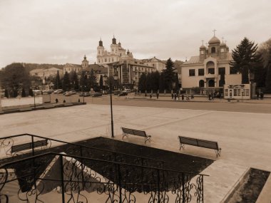  Eski kasabanın tarihi merkezi.                                    