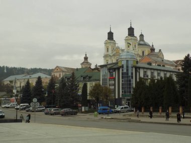  Eski kasabanın tarihi merkezi.                                    