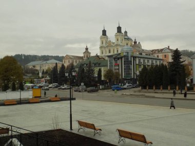  Eski kasabanın tarihi merkezi.                                    