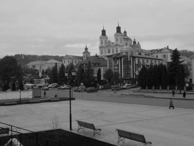  Eski kasabanın tarihi merkezi.                                    