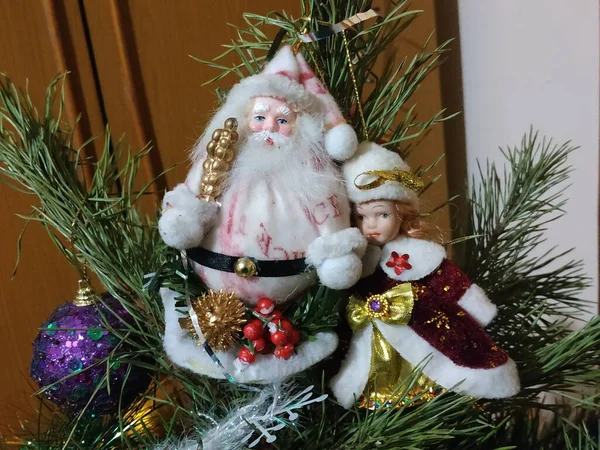 Christmas Tree Decoration Santa Claus Snow Maiden — Stock Photo, Image