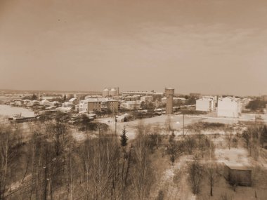  Pencereden şehre olan manzara.                         