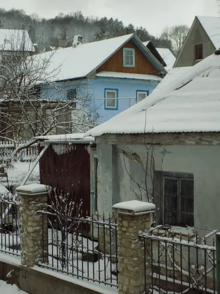 Ξύλινο Σπίτι Στο Ουκρανικό Χωριό — Φωτογραφία Αρχείου