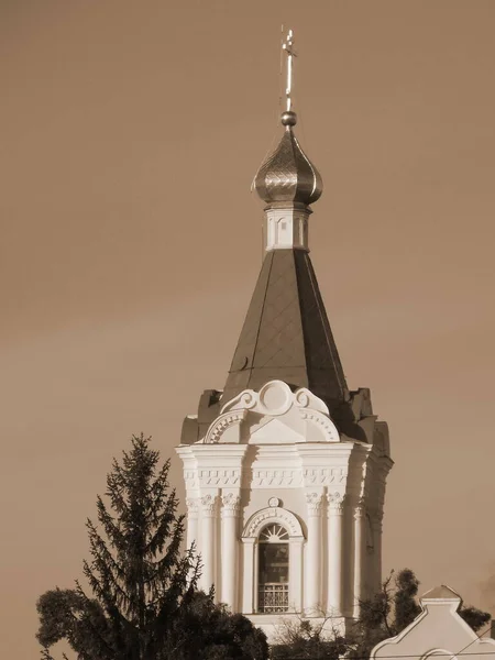 Monascheskyj Gebäude Dreikönigskloster — Stockfoto